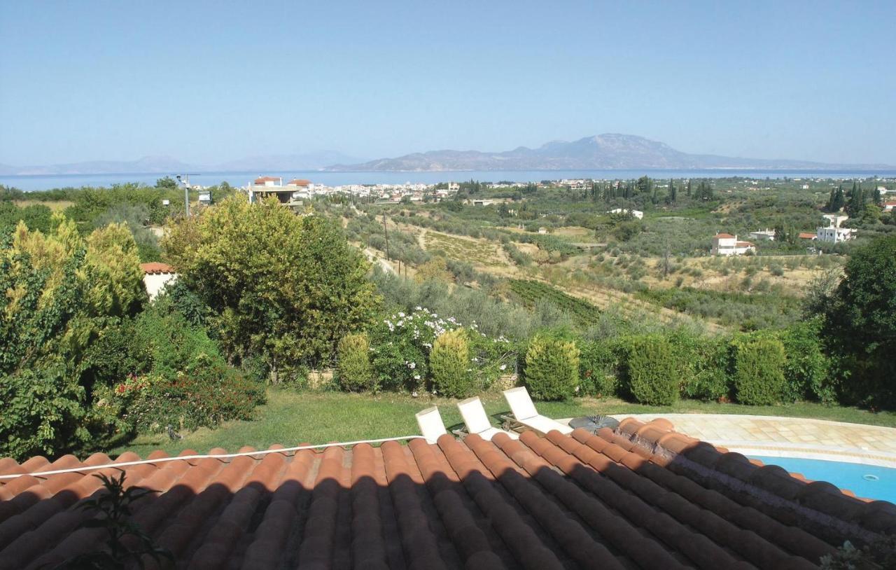Lovely Home In Kiato With Wifi Екстер'єр фото
